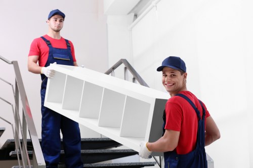 Local same day removals support for homes and flats in Acton