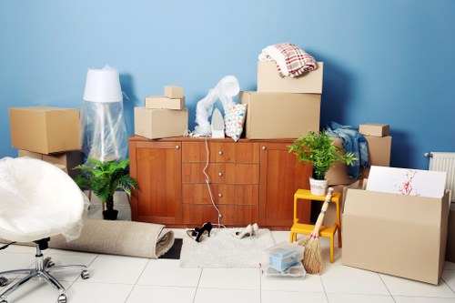 Local removals support for student accommodation moves in Acton